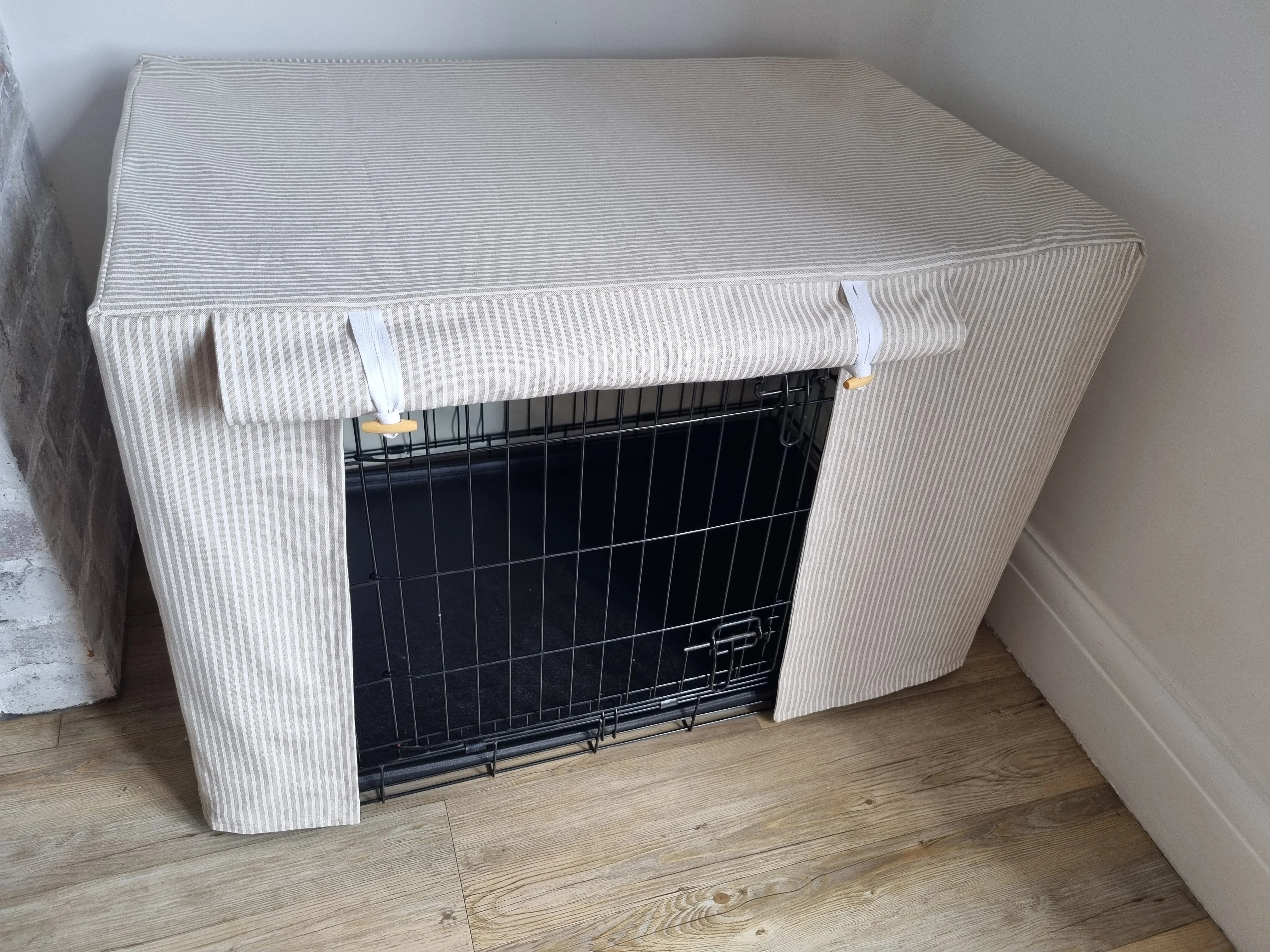 Dog crate cover - White stripes neutral design - Image 5