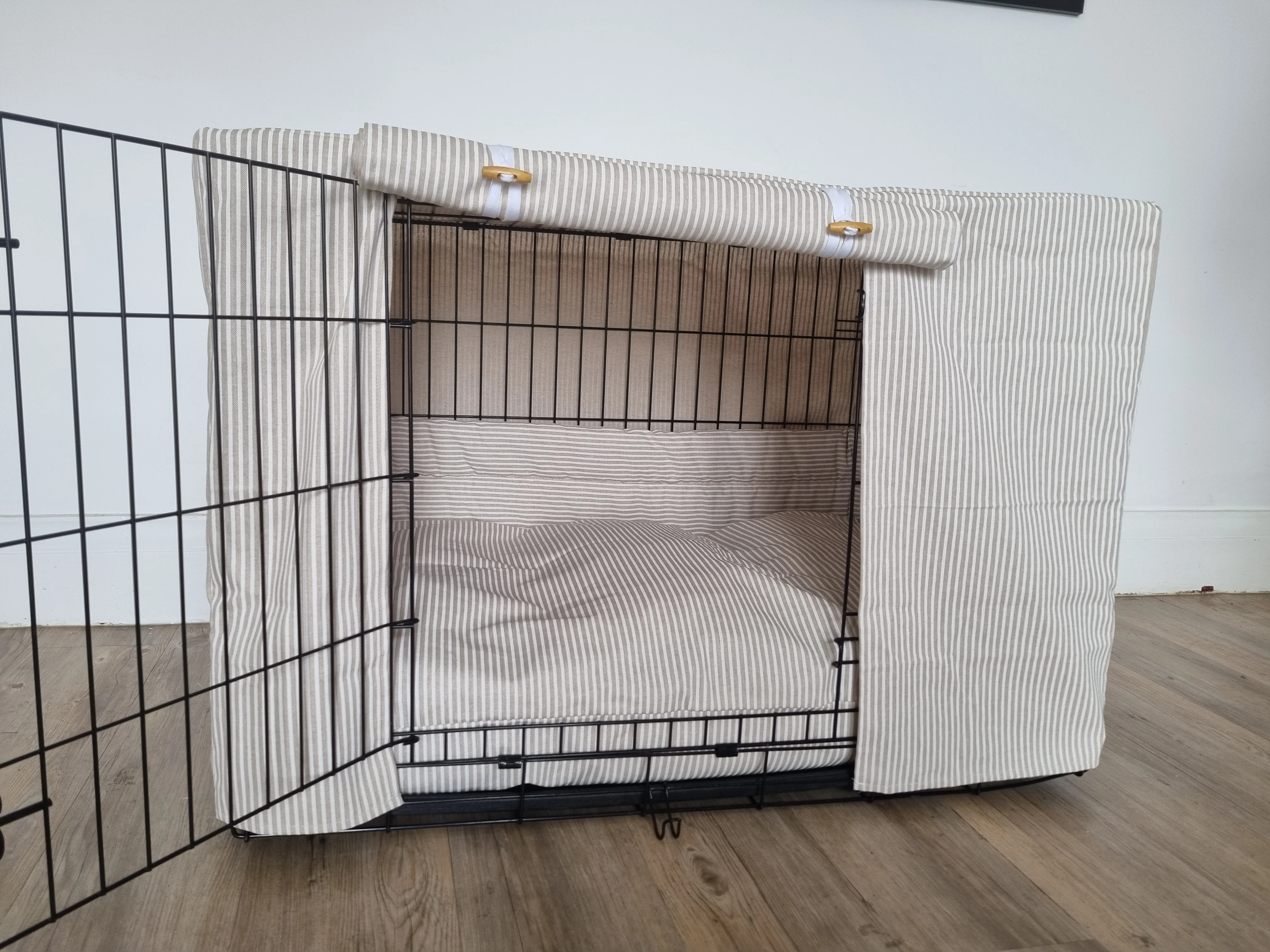 Dog crate cover - White stripes neutral design - Image 6