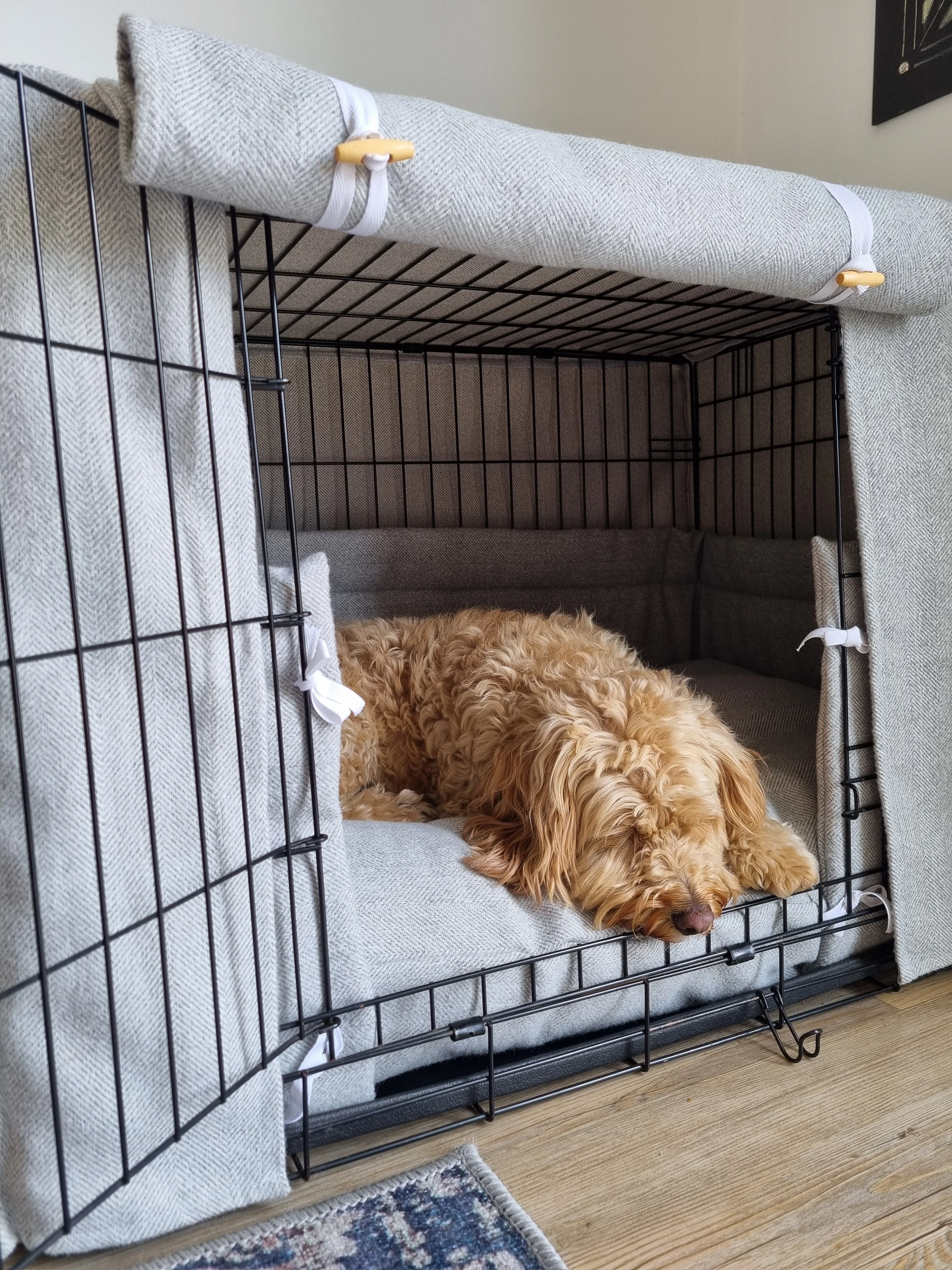 Dog crate set - International Customers  - crate cover, bumper and bed cover - Grey herringbone - Image 4