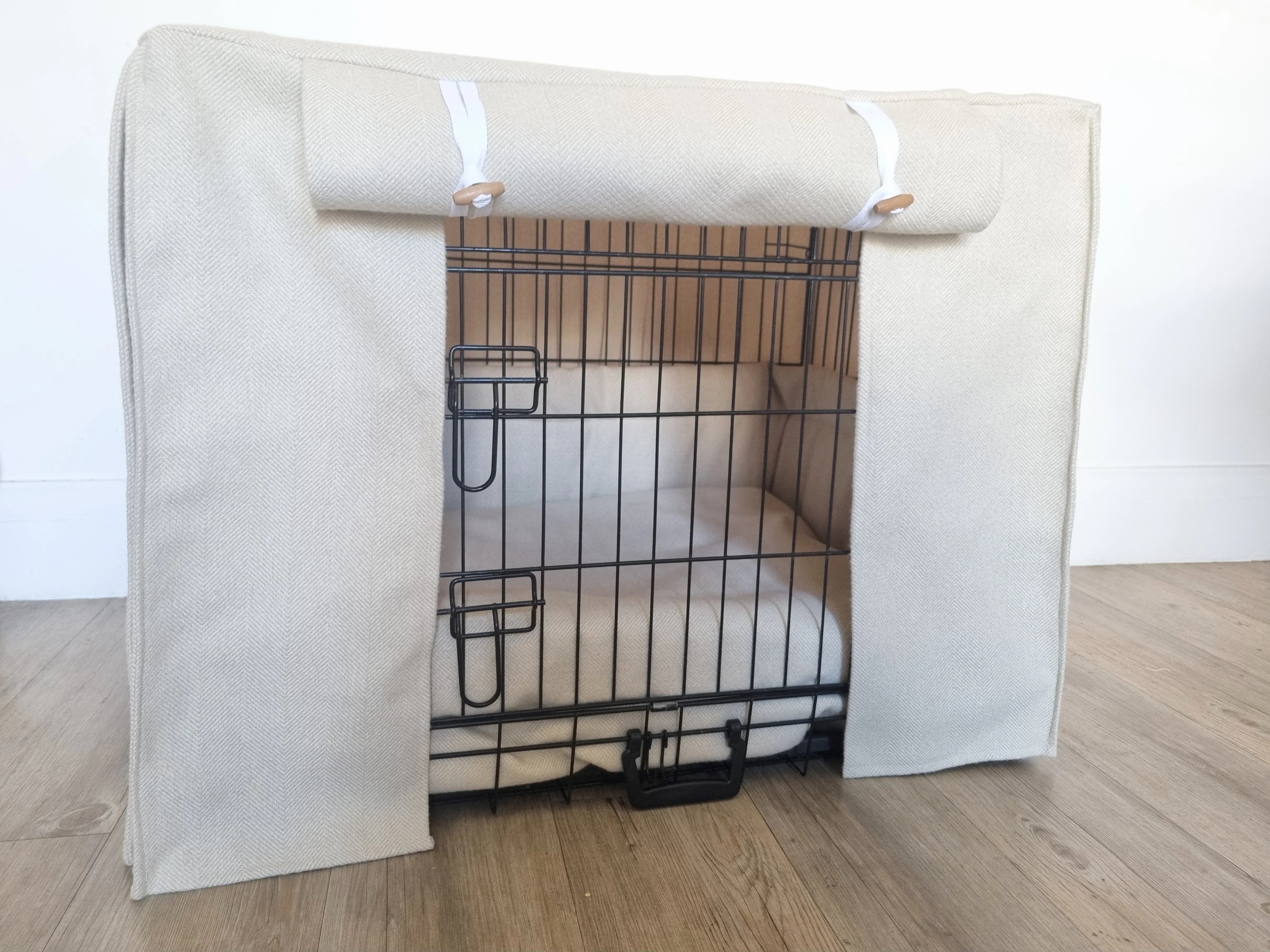 Dog crate set - International Customers  - crate cover, bumper and bed cover - Cream herringbone - Image 3