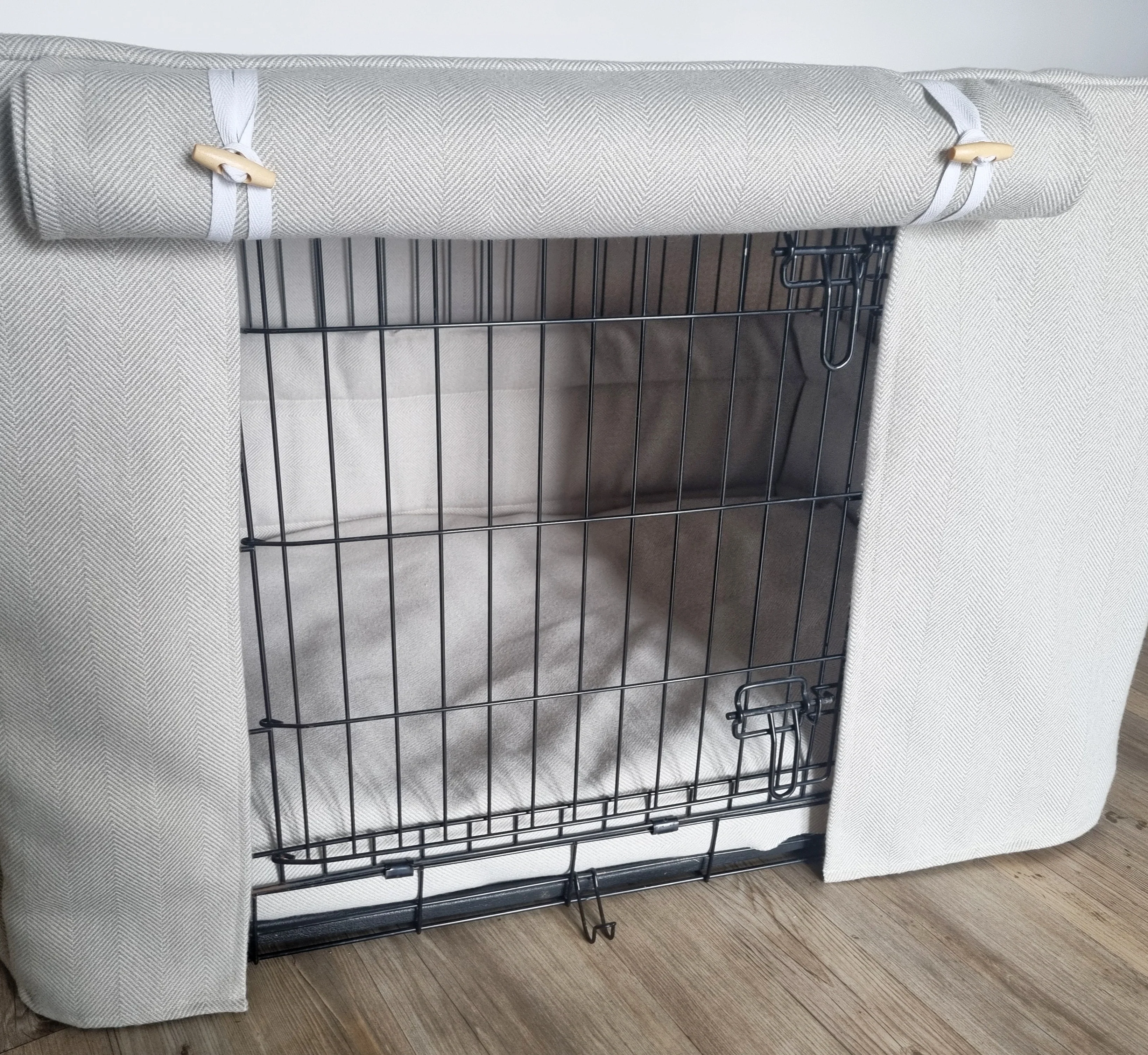 Dog crate set - International Customers - crate cover, bumper and bed cover - Neutral herringbone - Image 4