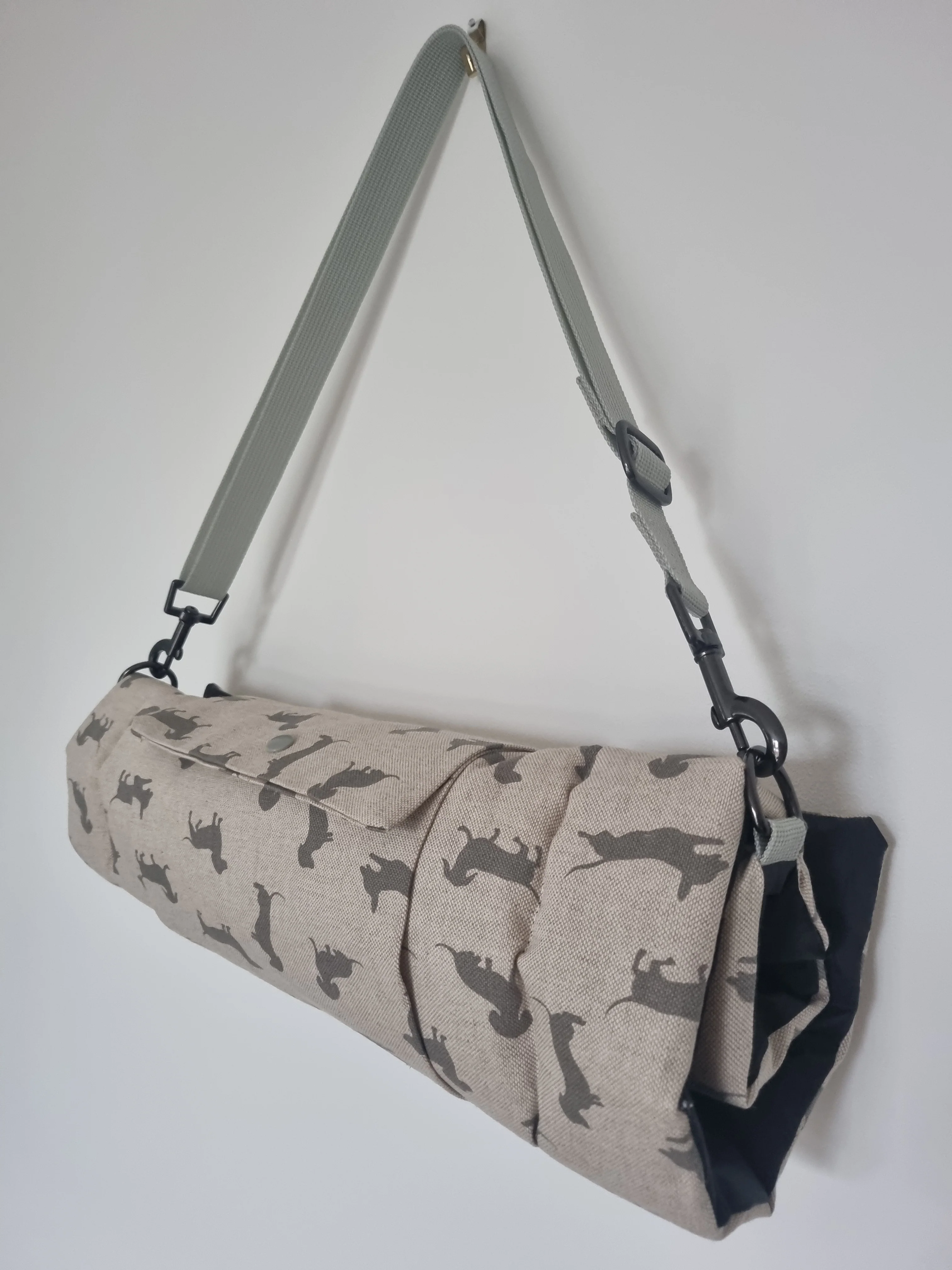 Dog settle mat/Travel mat - Neutral dachshund design - Image 4